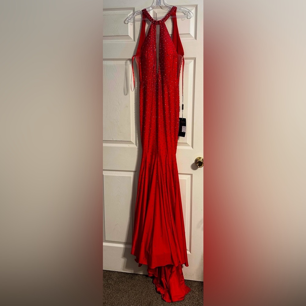 Elegant Red Prom Dress